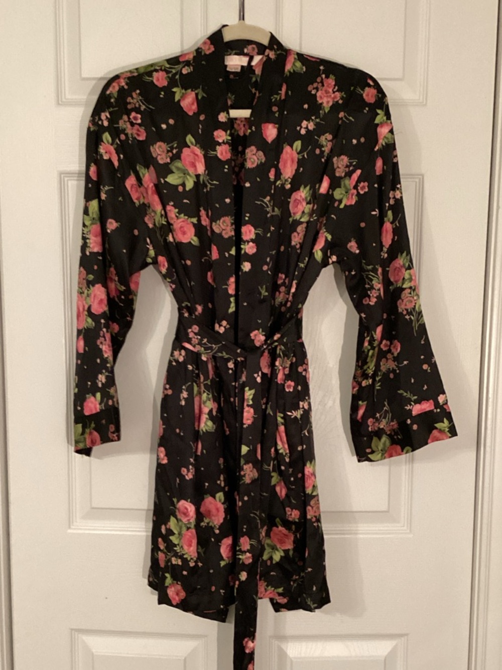 Victoria's Secret Black Floral Satin Robe with Pink Roses OS